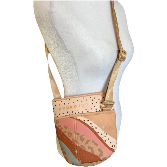 HydroJug Holley X Gabrielle Wild And Free Sleeve & Strap Pink Cheetah 72 oz - Picture 2 of 8